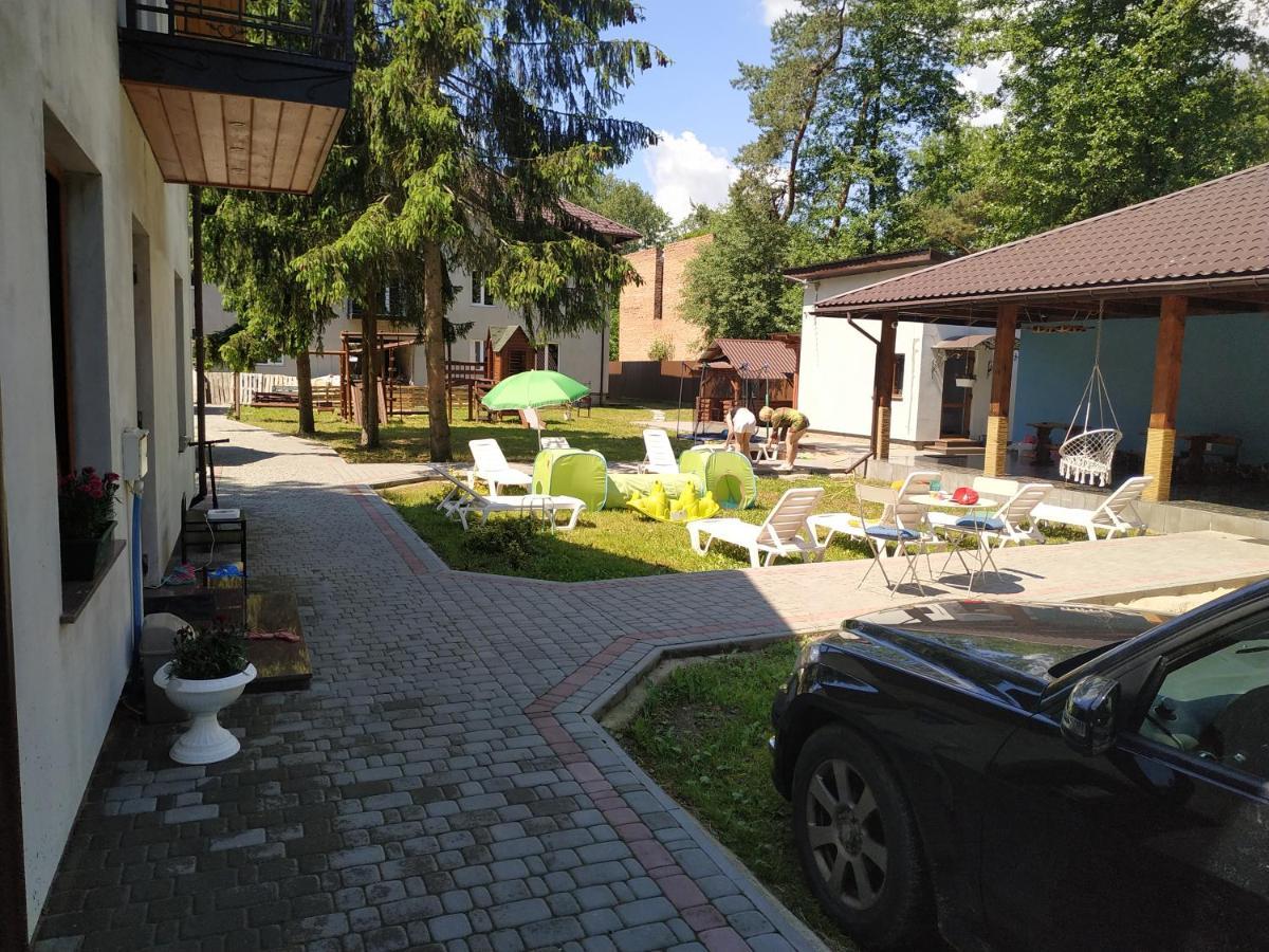 Svitiaz Griada Villa Shatsk ภายนอก รูปภาพ